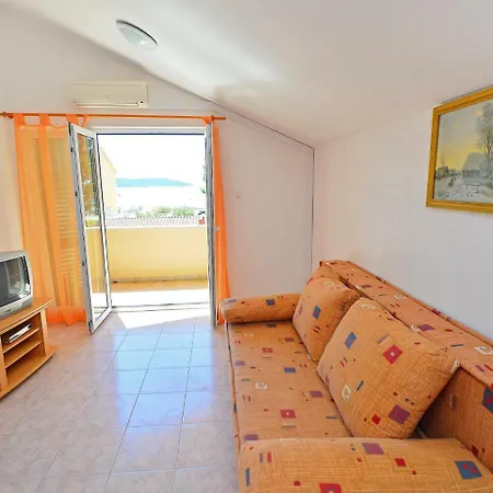 Apartment Apartment Valentina-4 *